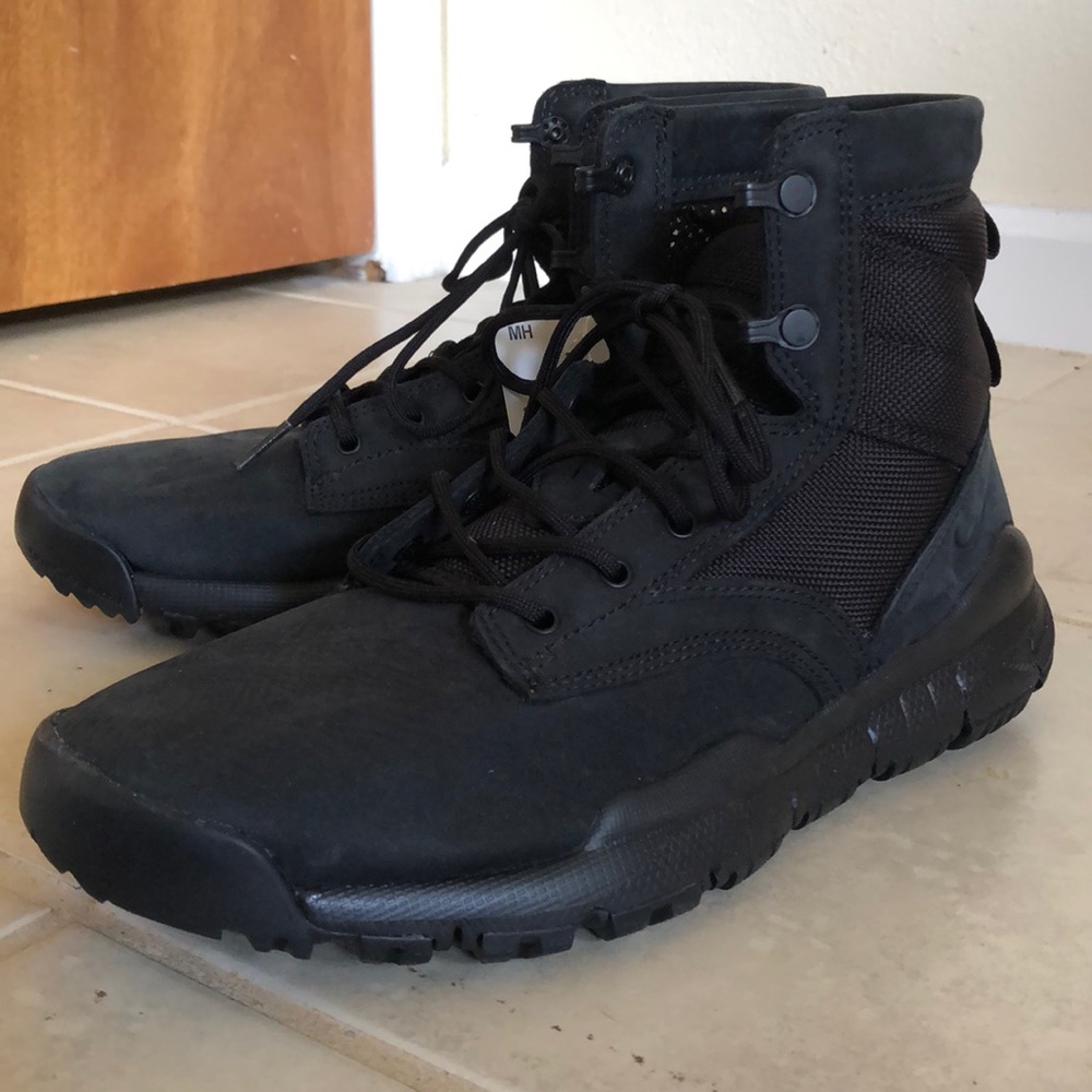 Nike boots